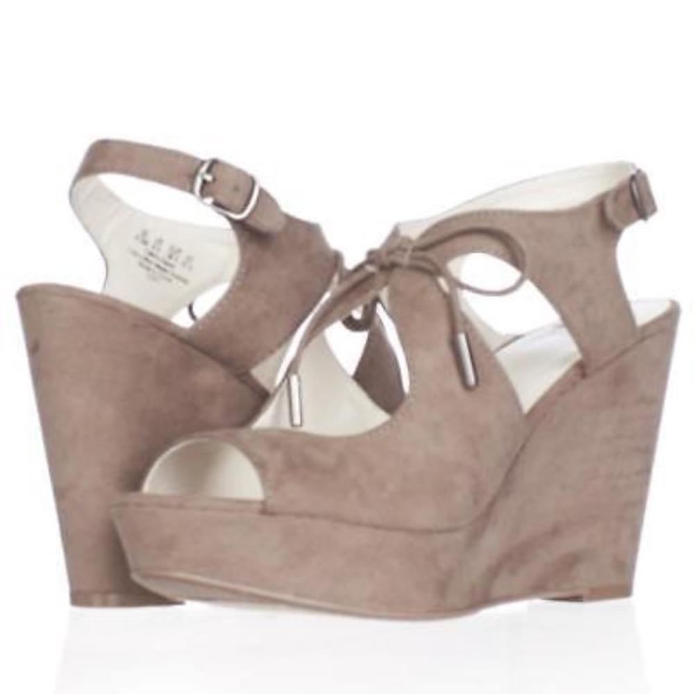 Fergalicious Vicky Wedges